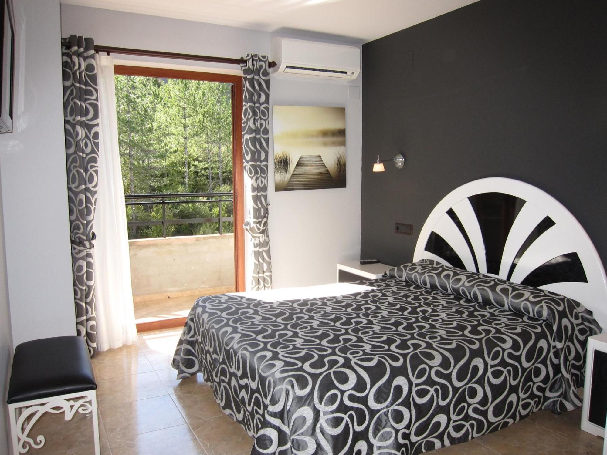 Meson De L’ainsa 3* Aínsa